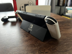 Nintendo Switch OLED (HK-Version) | Weiß | Neuwertig Bild 2