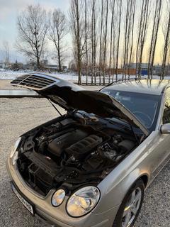 Mercedes-Benz E-Klasse Bild 10