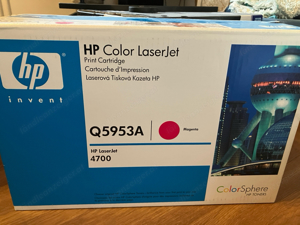 HP Color Laserjet 4700n Bild 3