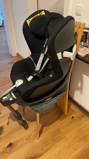 Cybex Babyschale mit Isofix Bild 3