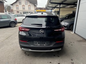 Opel Grandland X Plug-in Hybrid AWD Ultimate Bild 4