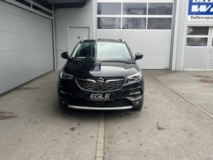 Opel Grandland X Plug-in Hybrid AWD Ultimate Bild 2