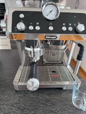 Delonghi la Specialista Siebträger Kaffeemaschine Bild 2