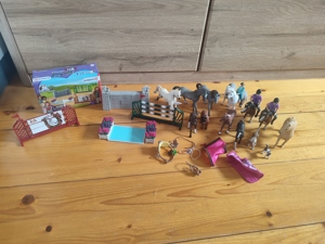 Schleich Pferdestall+ Zubehör Bild 4