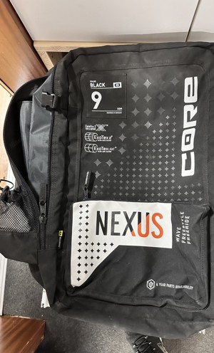 CORE Kite Nexus 4, schwarz, 9 m2  (fast neu) schwarz,  Bild 3