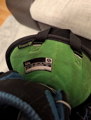 Burton Snowboard Boots mit Bindungen Bild 4