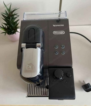 Nespresso Delonghi Kapsel Maschine  Bild 2