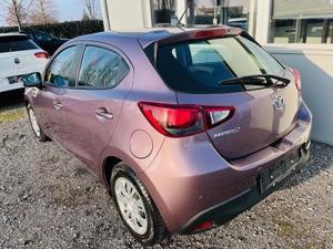 Mazda 2 2015 Bild 4