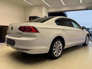 Volkswagen Passat Bild 8