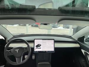 Tesla Model 3 Bild 32