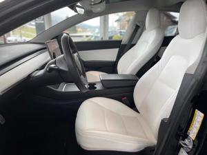 Tesla Model 3 Bild 28