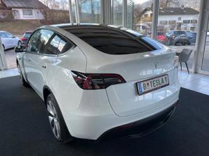 Tesla Model Y Bild 2