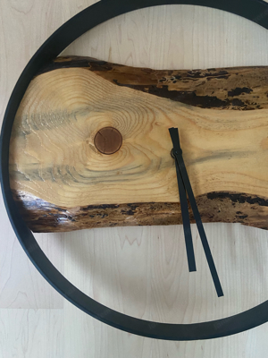 Grosse Holz-Metall Wanduhr Bild 3