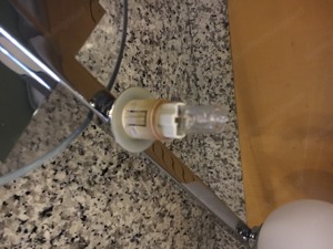 Deckenlampe mit vier Opal Kugeln Bild 2