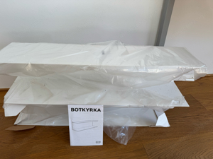 2 neue (verpackte) Ikea Botkyrka Regale