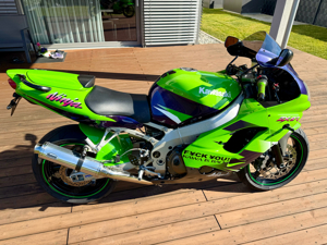 Verkaufe Kawasaki ZX-9R Bild 3