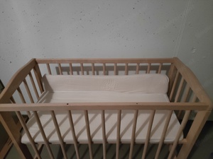 Baby Beistellbett mit Matratze Bild 3