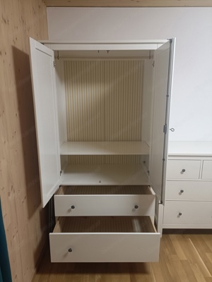 Schrank Ikea Hemnes Bild 2