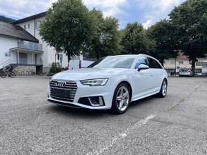 Audi A4  2.0 TDI, 3xS-line