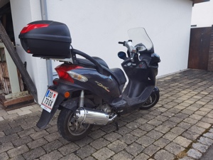 Kymco Grand Dink 250 Bild 2