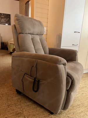 Relaxsessel elektrisch - Liegefunktion & Aufstehhilfe - grau-beige Alcantara - TOP-Angebot Bild 3