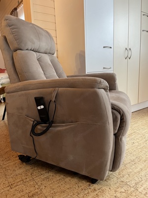 Relaxsessel elektrisch - Liegefunktion & Aufstehhilfe - grau-beige Alcantara - TOP-Angebot Bild 5