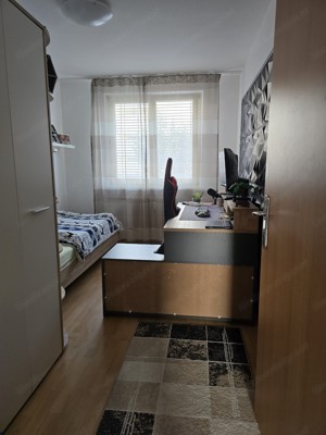 Schöne 4-Zimmer-Wohnung zu vermieten Bild 3