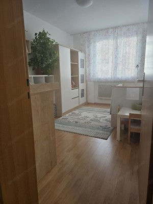 Schöne 4-Zimmer-Wohnung zu vermieten Bild 2