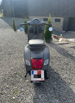 Vespa GTS 300 ABS Bild 4