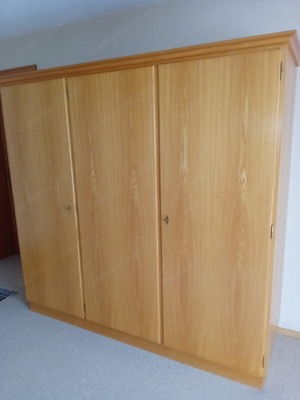 Kleiderschrank Eiche