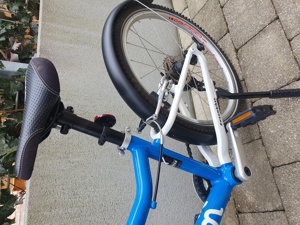 Woom 4 Kinderfahrrad blau