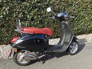 Piaggio Vespa 50 Primavera - wenig Kilometer, garagengepflegt Bild 4