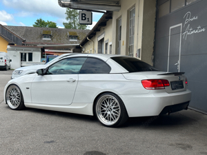 BMW 335 i E93 M-Sportpaket* Schalter* Performance* VOLL* Bild 4