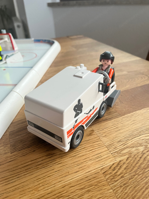 Playmobil Eishockey inkl. Eisputzmaschine  Bild 5