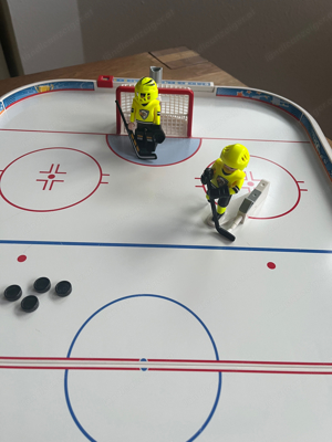 Playmobil Eishockey inkl. Eisputzmaschine  Bild 3