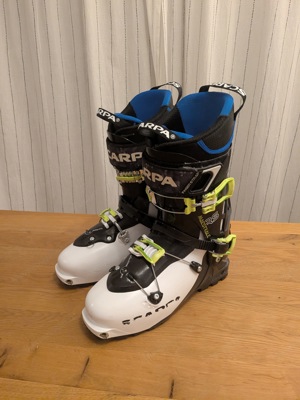 Skitourenschuhe Scarpa Maestrale RS