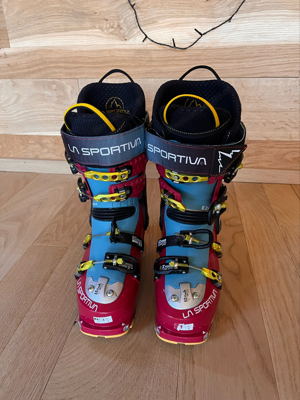 Skischuhe Tourenschuhe