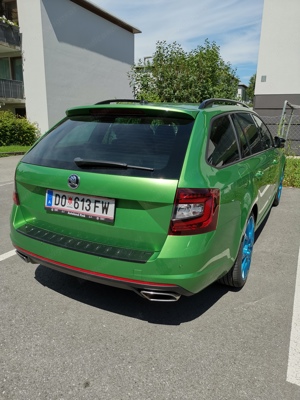 Skoda Octavia Combi 2.0 TSI RS  Bild 3