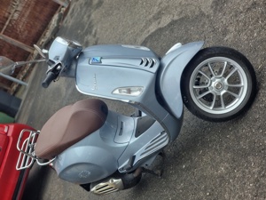 Vespa Primavera 50 4T Bild 2