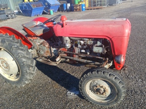 Massey Ferguson 35x  Bild 5