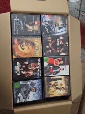 Große Kiste mit 214 DVDs Bild 3