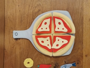 Pizza für Spielküche Bild 3