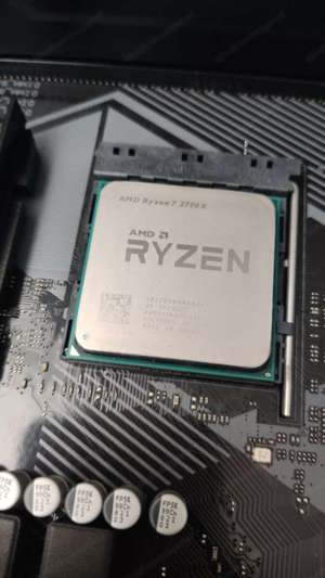 AMD R7 2700X Bundle mit Mainboard u. 32GB Ram + OVP Bild 2