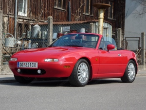 Mazda MX 5 NA 1,6 Roadster Bild 2