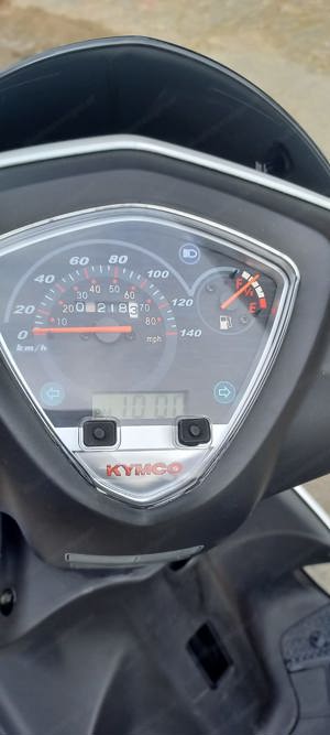 Roller Kymco 125ccm Bild 2