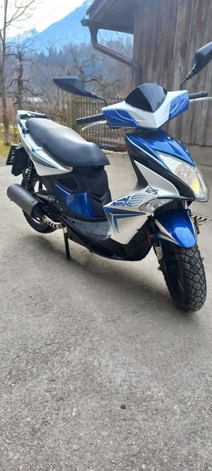 Roller Kymco 125ccm Bild 5