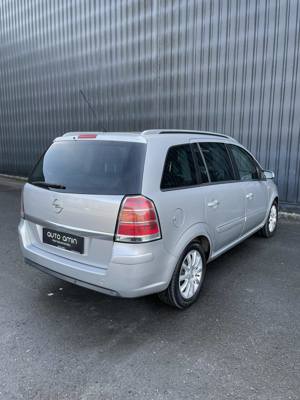 Opel Zafira 1,6 7 Sitzer Nur 85 tkm ! Bild 3