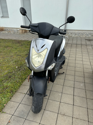 Kymco Moped Bild 2