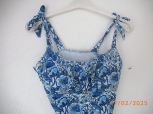 DAMENbadeanzug NEU Gr. L in blau mit Blumenmuster Bild 3