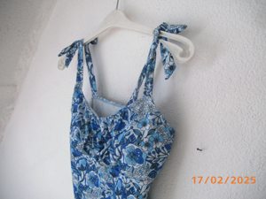 DAMENbadeanzug NEU Gr. L in blau mit Blumenmuster Bild 4